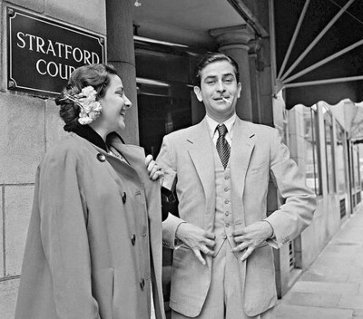 Karisma Kapoor shares throwback image of her grandfather Raj Kapoor on Instagram which also features Nargis