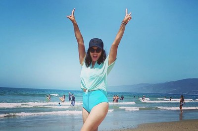 Sunny Leone is enjoying her family time, visits seaside