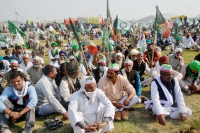 Protests against farm laws: Farmers threaten to block roads to Delhi from five points