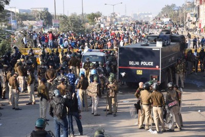 Agriculture minister requests farmers to end protest, offers talks