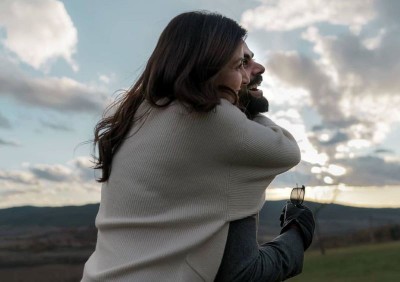 '3 years of us and very soon, 3 of us': Mom-to-be Anushka's message to Virat Kohli on marriage anniversary