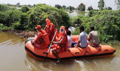 Karnataka: Fresh splash of rain further deteriorates flood situation in districts