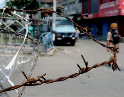 Jammu and Kashmir: Four LET associates arrested in Budgam; arms , ammunition recovered