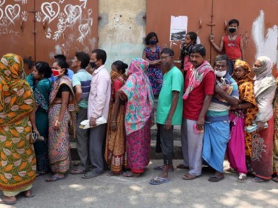 Amid outrage over food scarcity, Centre to use surplus rice for sanitiser manufacturing