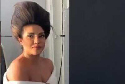 Sporting bathrobe, Priyanka Chopra grooves in her latest Instagram post 