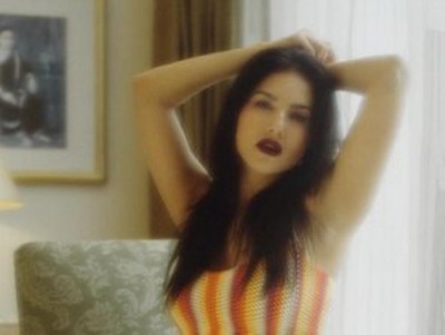 Sunny Leone looks stunning in her latest Instagram picture