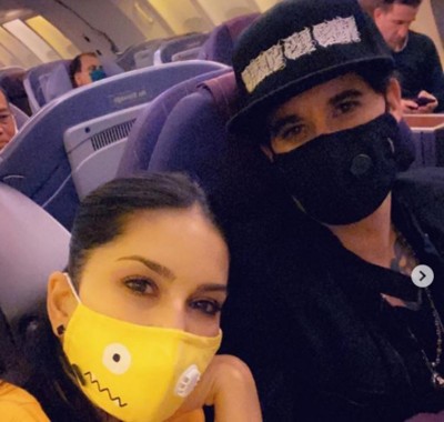 Sunny Leone, Daniel visit Thailand 