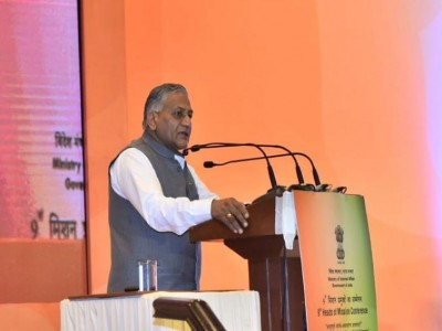 V K Singh holds meeting with Goa Transport, PWD ministers, reviews construction of National Highways