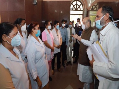 MHA directs compulsory contact tracing of all Covid-19 patients in Delhi