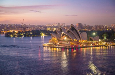 Australia records 10 COVID-19 deaths on Sunday