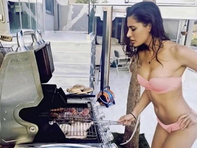Nargis Fakhri shares throwback image of performing bbq, sports bikini 