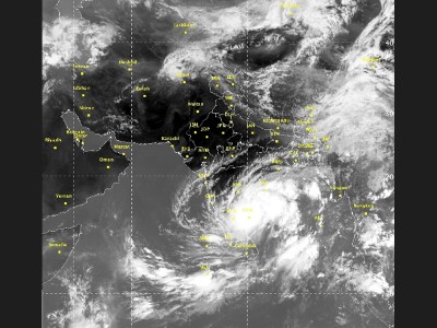 Heavy rain likely to occur in Telangana, North Coastal AP and Yanam: Met