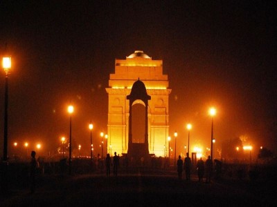 Delhi imposes night curfew from 11pm to 6am to check COVID-19 spread