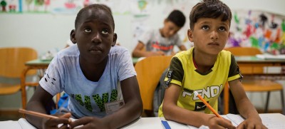 COVID-19: UN and partners work to ensure learning never stops for young refugees