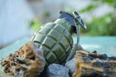 Kashmir: Terrorists hurl grenade towards house of woman Panchayat member