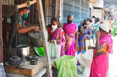 Fair price shop in Thane charged for misappropriating distribution of ration