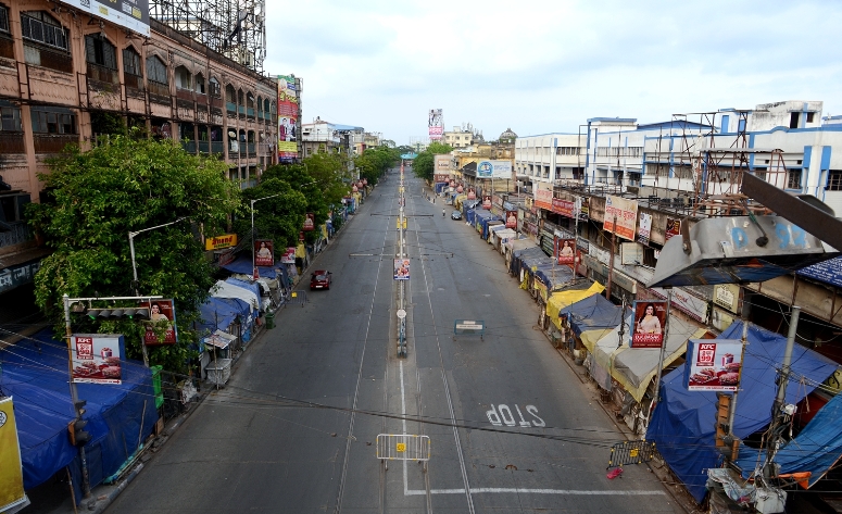 Deserted Kolkata streets during lockdown