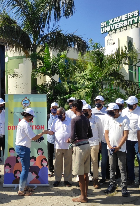 St. Xavier's University distributes masks in 5 km radius of campus in Kolkata's Rajarhat