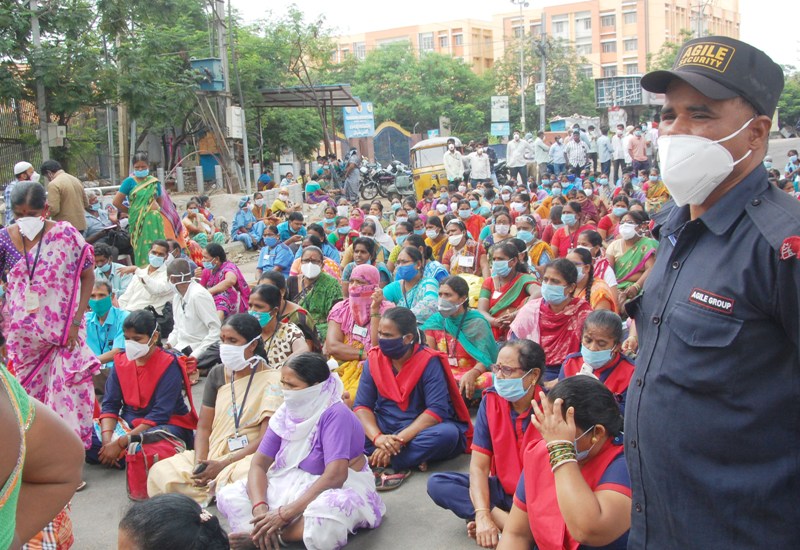 Gandhi Hospital employees protest in  Secunderabad