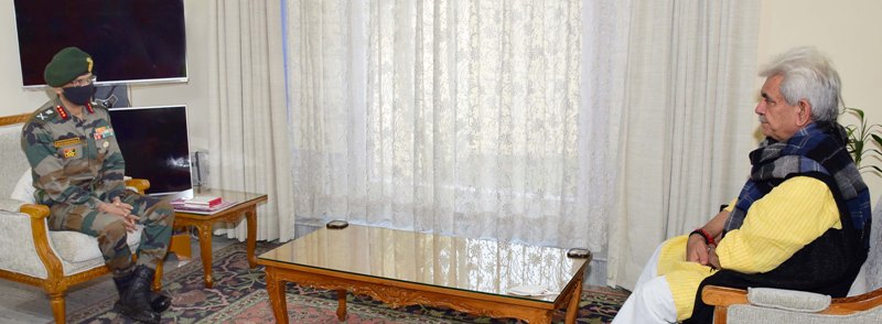 Lt. Gen M V Suchindra calls on Lt Giv Manoj Sinha