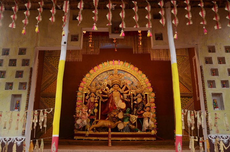 Durga Puja 2020 in Kolkata amid Covid-19