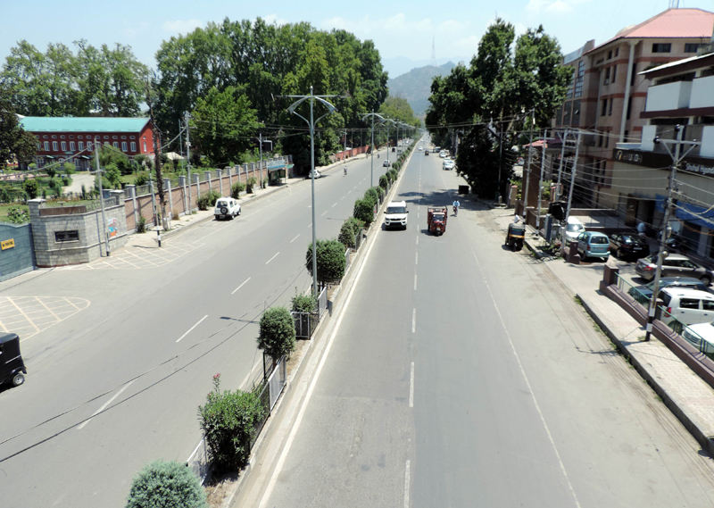 Deserted streets in Kashmir amid lockdown
