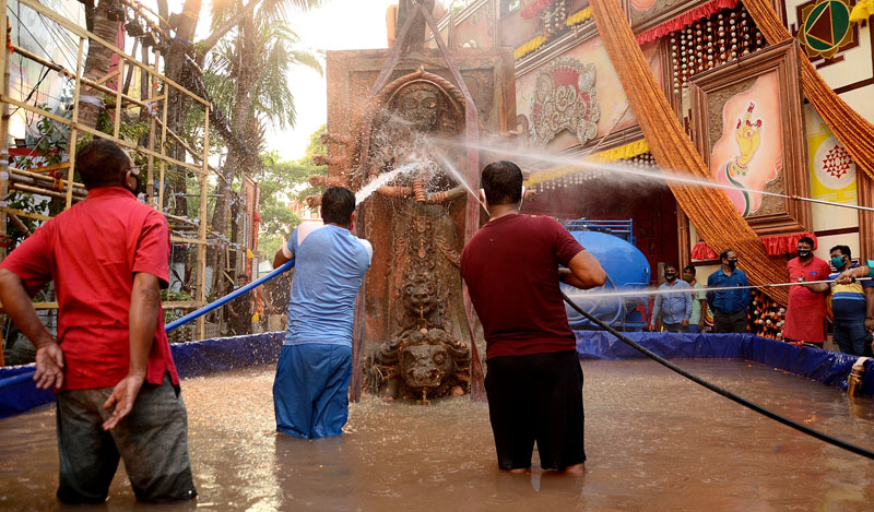 Unique Durga idol immersion in Kolkata by Tridhara Sammilani