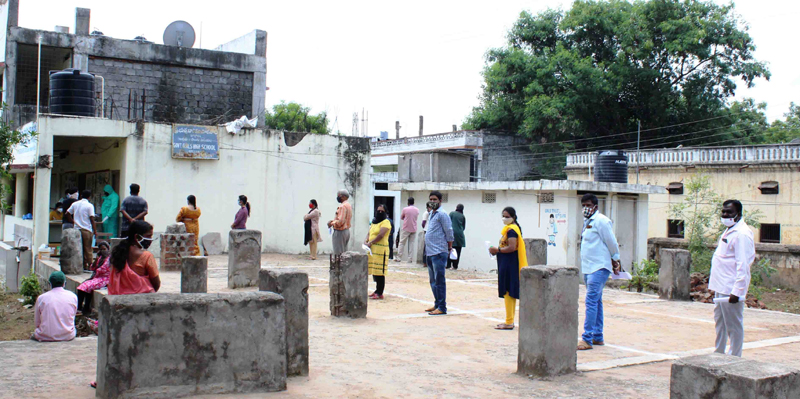 Health workers taking swabs for Covid-19 test in Secunderabad,Telangana
