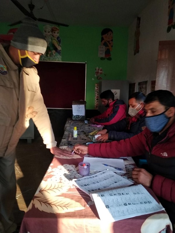 Panchayat polls underway in Himachal Pradesh's Hamirpur