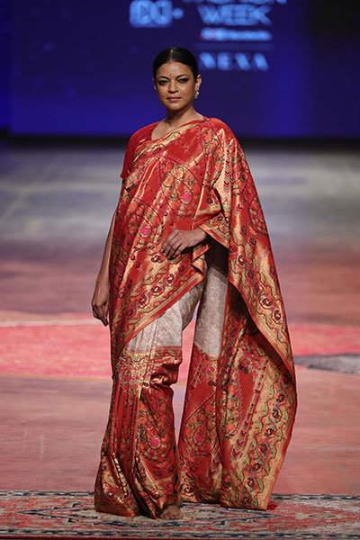 Lakme Fashion Week: Taapsee Pannu walks the ramp