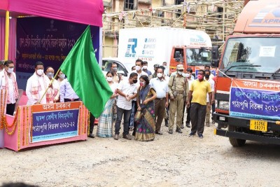 Assam Education Minister flags off free textbook carrying vehicles for Class 12 students