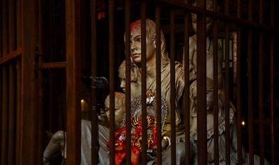 Durga Puja and Politics: Kolkata pandal with NRC theme wins West Bengal govt's top honour