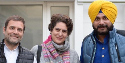 'Will follow whatever Gandhis decide:' Navjot Sidhu after meeting senior Cong leaders amid Punjab crisis