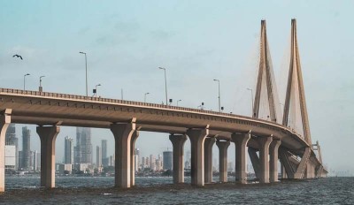 Mumbai Mayor warns city may witness another lockdown amid rising COVID-19 cases, asks people to follow safety measures