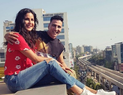 Akshay Kumar, Katrina Kaif 'soaking up some sunshine' before Sooryavanshi release