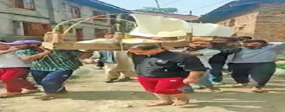 Ompura Muslim residents help in the cremation of Kashmiri  Pandit