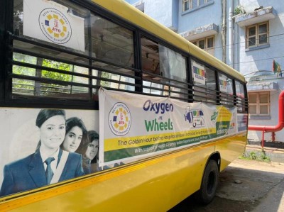 JITO launches six 'Oxygen on Wheels' buses in Kolkata