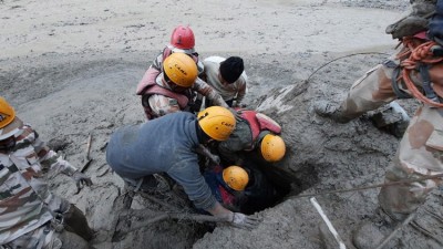 Uttarakhand Flood disaster: Army, Navy and Airforce pressed into rescue operation