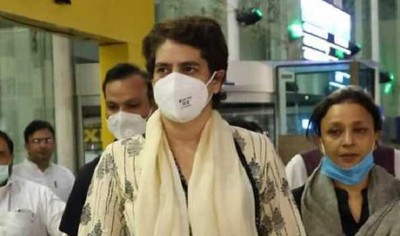 Priyanka Gandhi Vadra detained in Sitapur, authorities ban entry of politicians in Lakhimpur