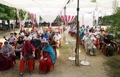 Vaccination at Motilal Nehru Medical College in Prayagraj