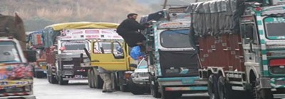 Landslide disrupts highway traffic on Srinagar-Jammu NH