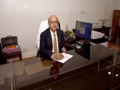 Rajiv Bansal takes charge as Secy of Ministry of Civil Aviation
