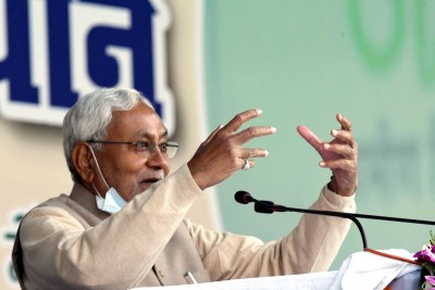 Nitish Kumar addressing social reform tour in Motihari