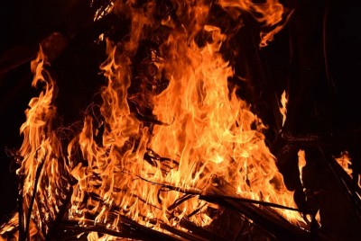 Pakistan: Two minor girls set ablaze over marriage dispute