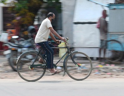 India records 132364 new COVID-19 cases, 2713 deaths in past 24 hours 