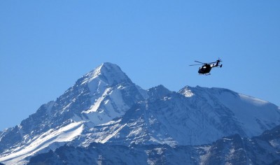 Indian Army helicoptr in Leh
