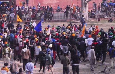 Farmers' Protest: Three-hour-long 'Chakka jam' ends with blaring of horns