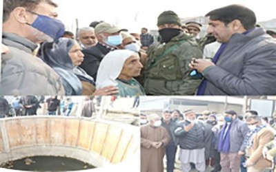DC Srinagar reviews developmental issues at Gangbugh