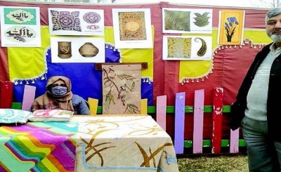 Jammu and Kashmir: Handicrafts department showcases artifacts, designs at Pahalgam Winter Carnival  
