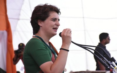 Priyanka Gandhi Vadra demands CBI probe in mysterious death of reporter in UP